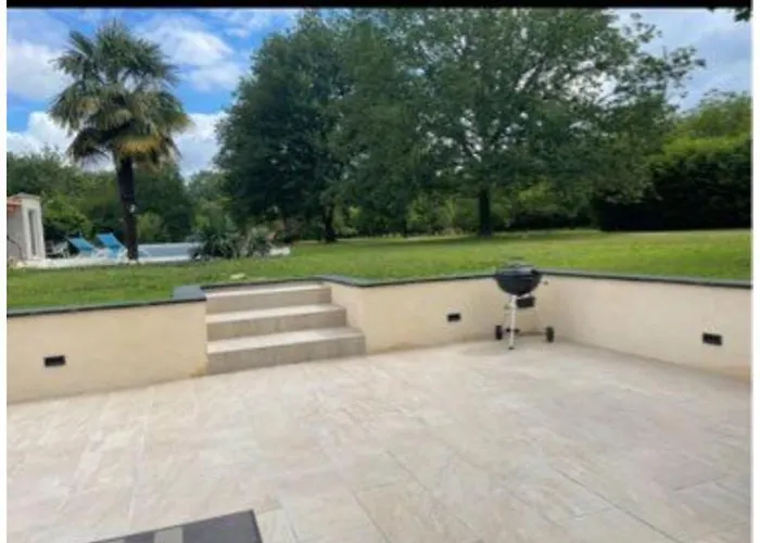 בית נופש Les Cahutes *